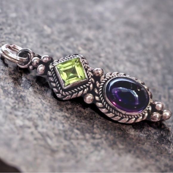 Vintage Peridot & Amethyst Pendant Double Braided halo Dotted Unique Design ! - Picture 1 of 16